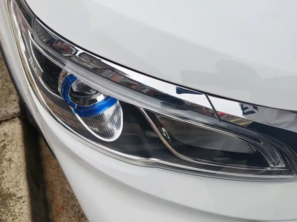 Geely Vision X3 — миниатюра 7