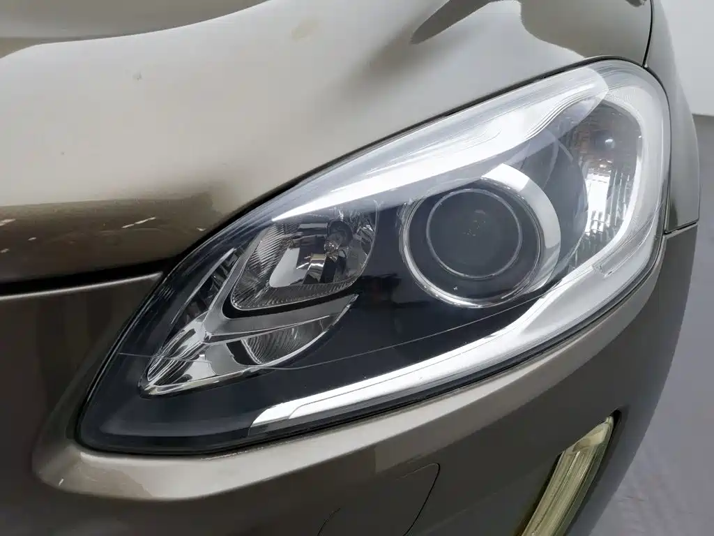 Volvo XC60 — миниатюра 7