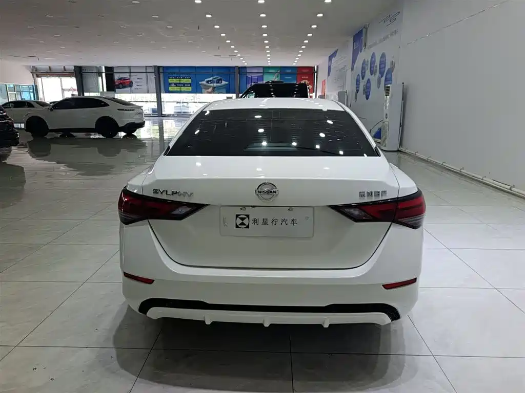 Nissan Sylphy — миниатюра 10