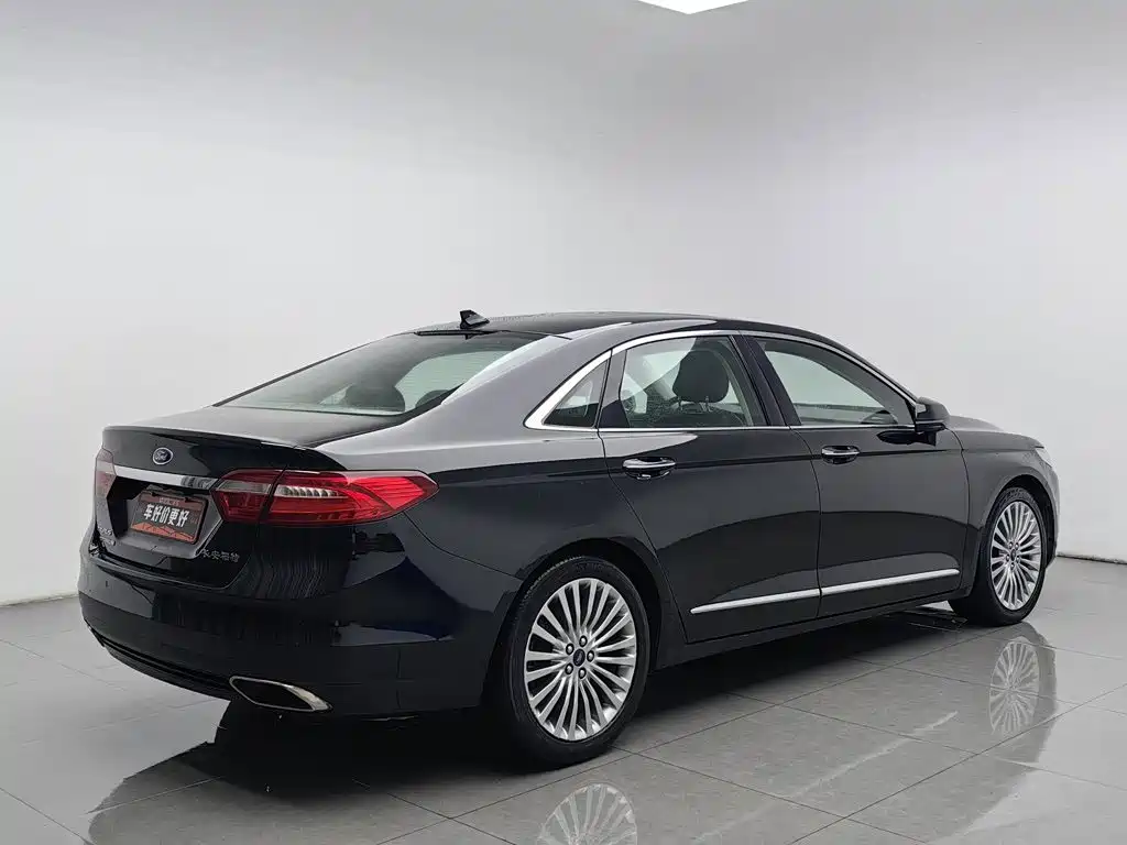 Ford Taurus — миниатюра 2