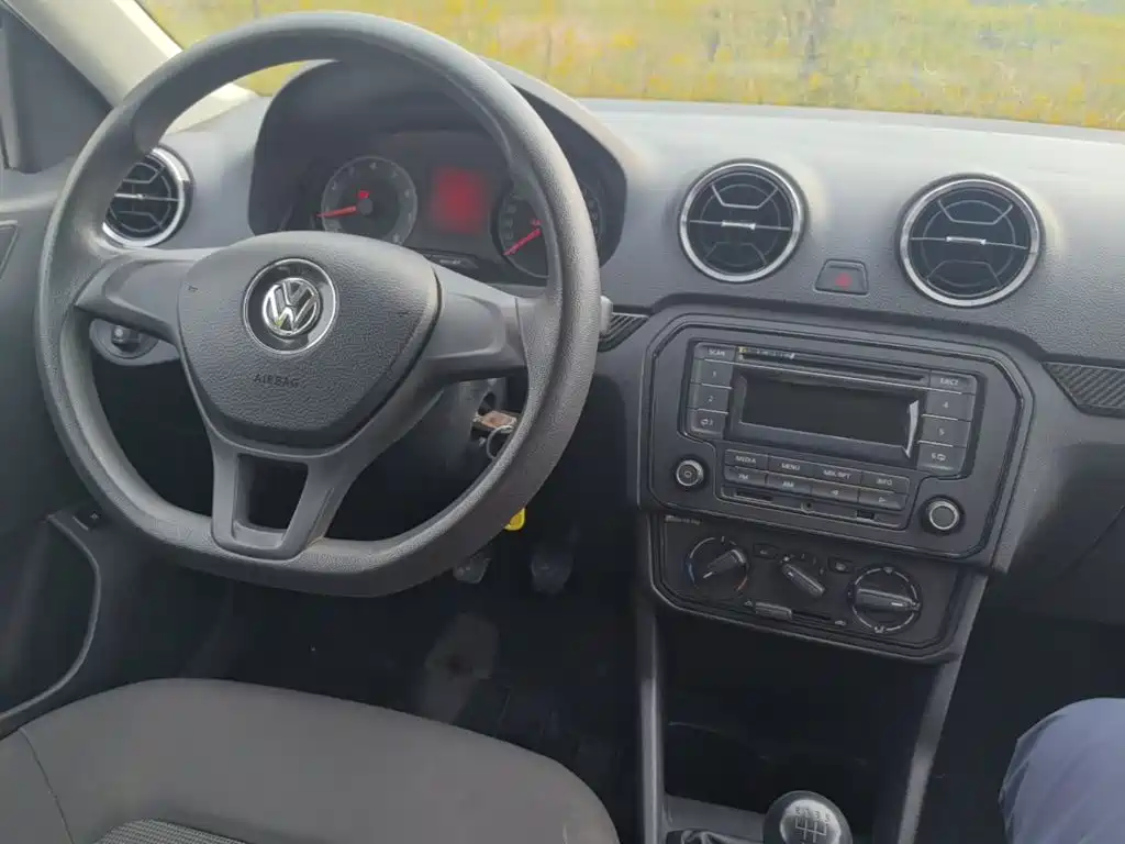 Volkswagen Jetta — миниатюра 10