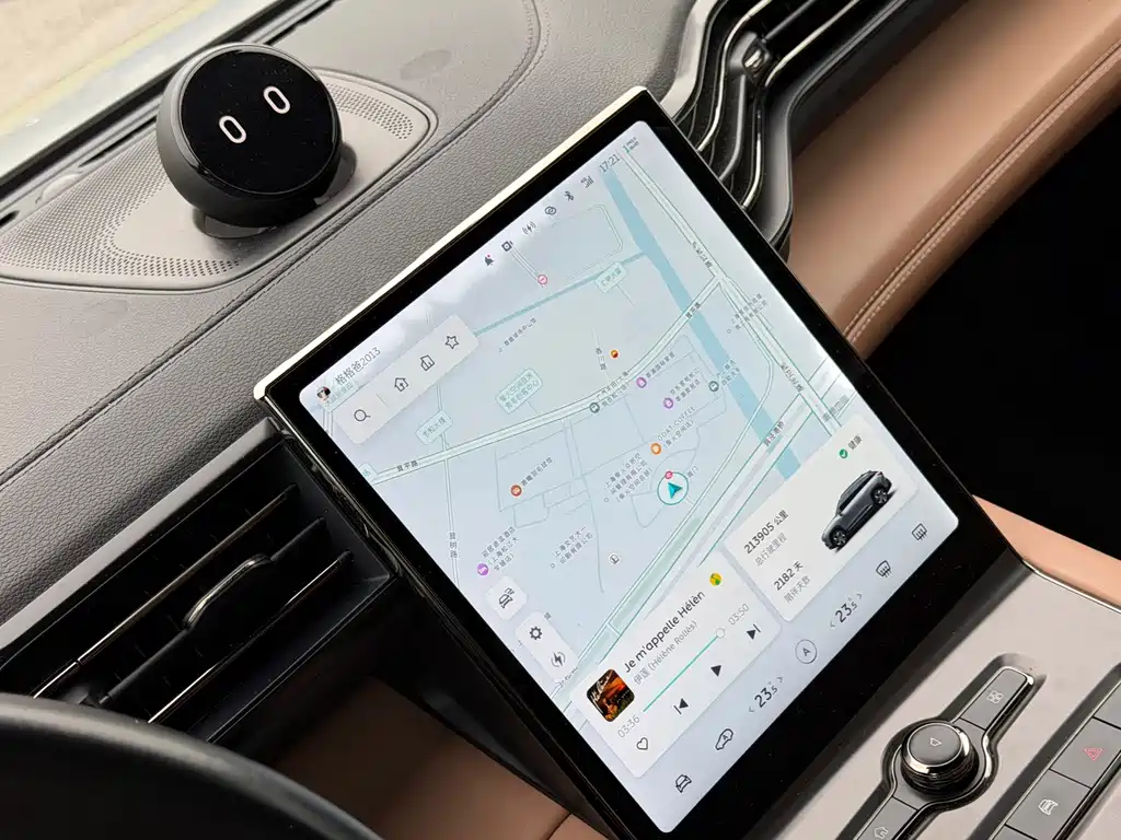 NIO ES6 — миниатюра 9