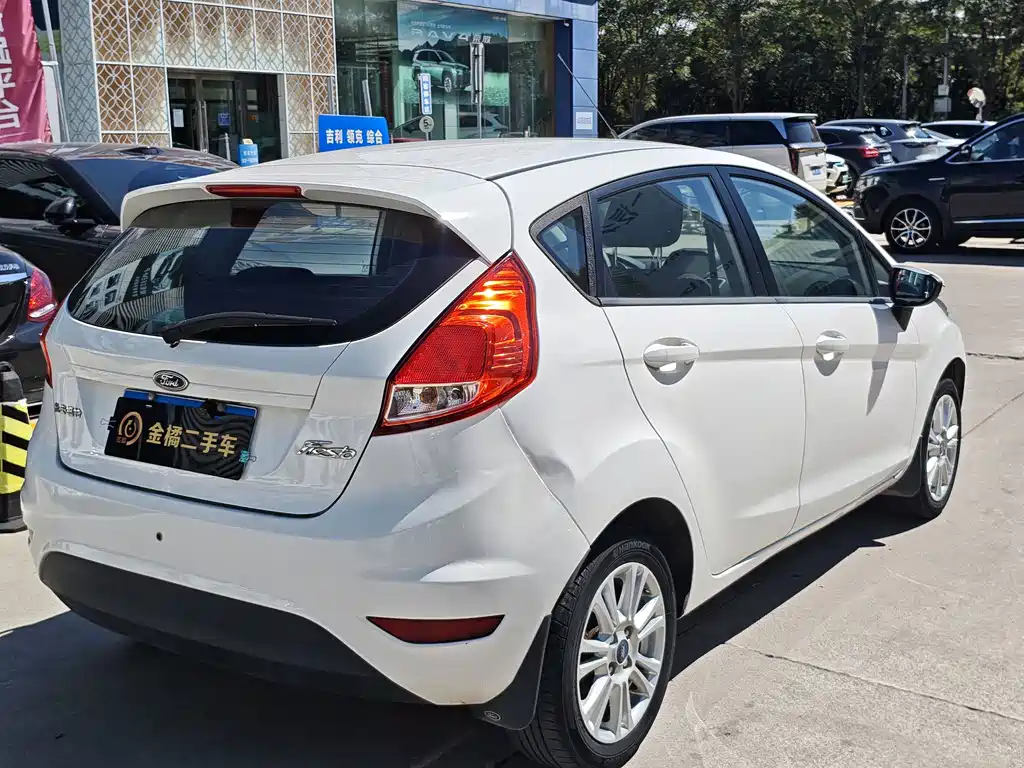 Ford Fiesta — миниатюра 3