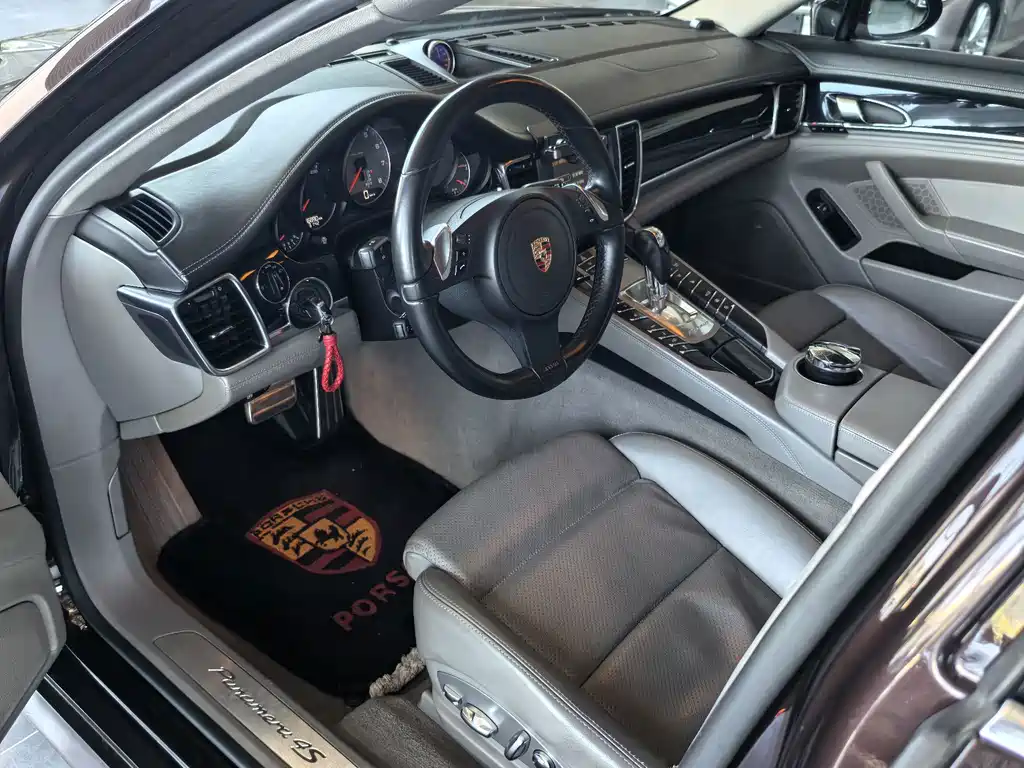 Porsche Panamera — миниатюра 3