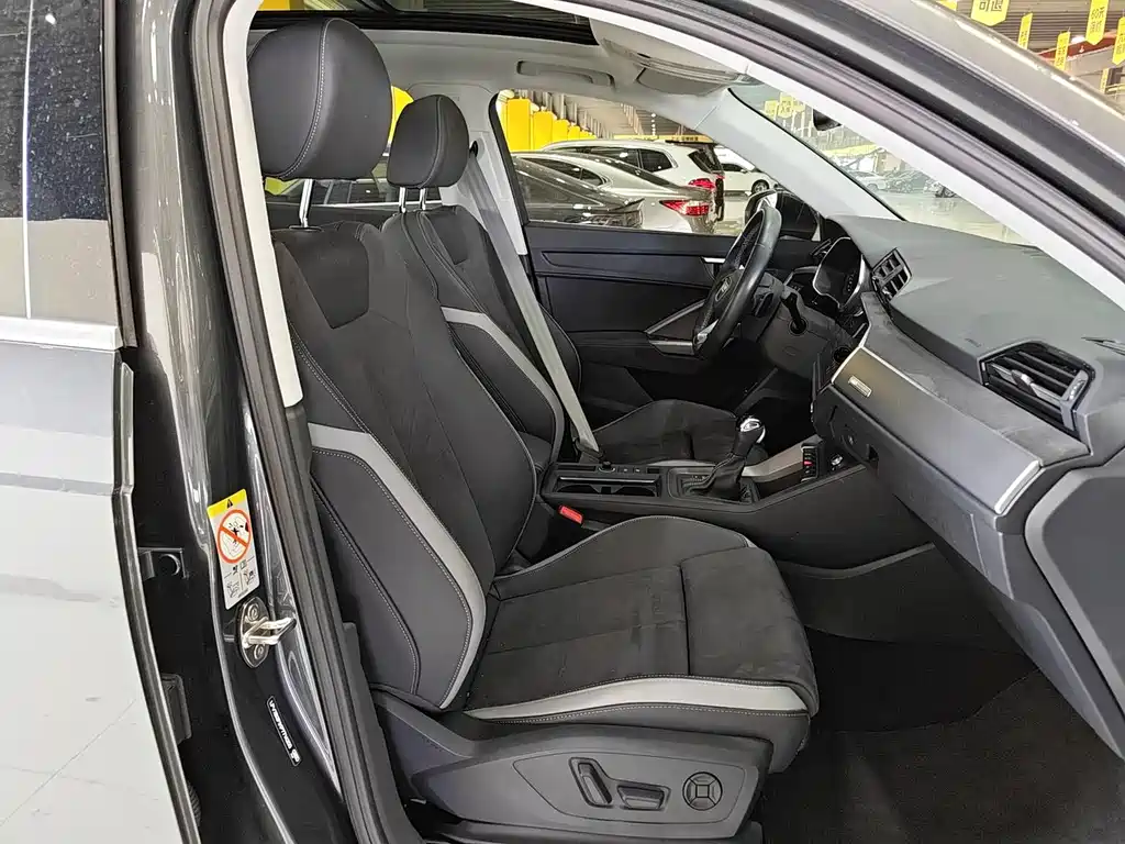 Audi Q3 — миниатюра 6