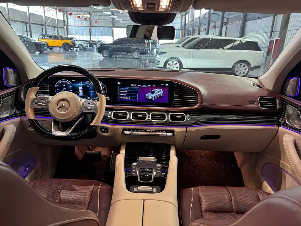Mercedes-Benz GLS — миниатюра 22