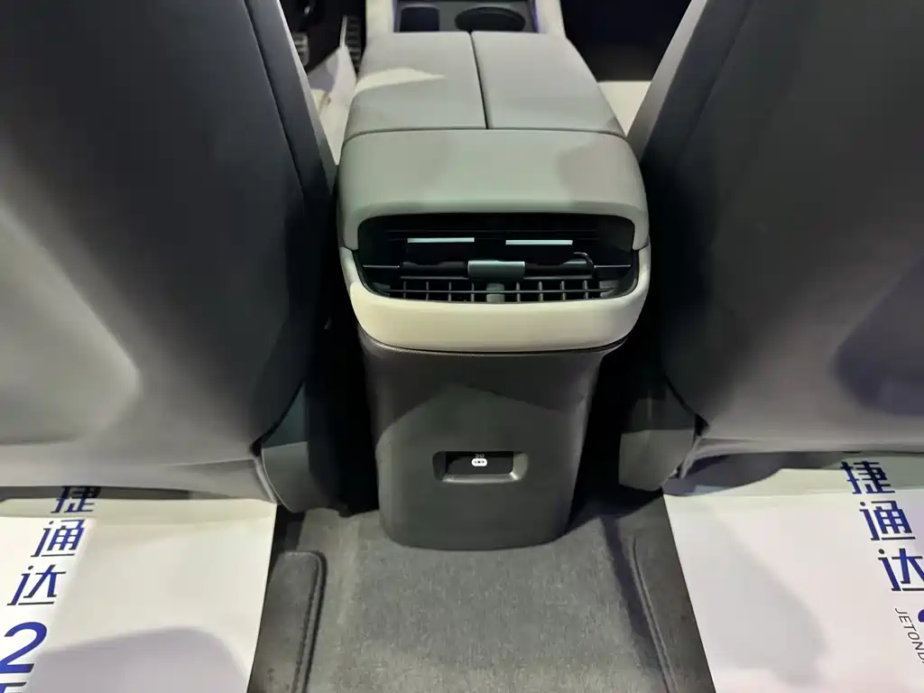 Audi E5 Sportback — миниатюра 31