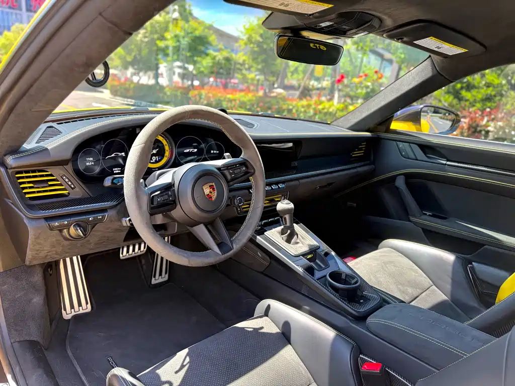 Porsche 911 2023 4.0L