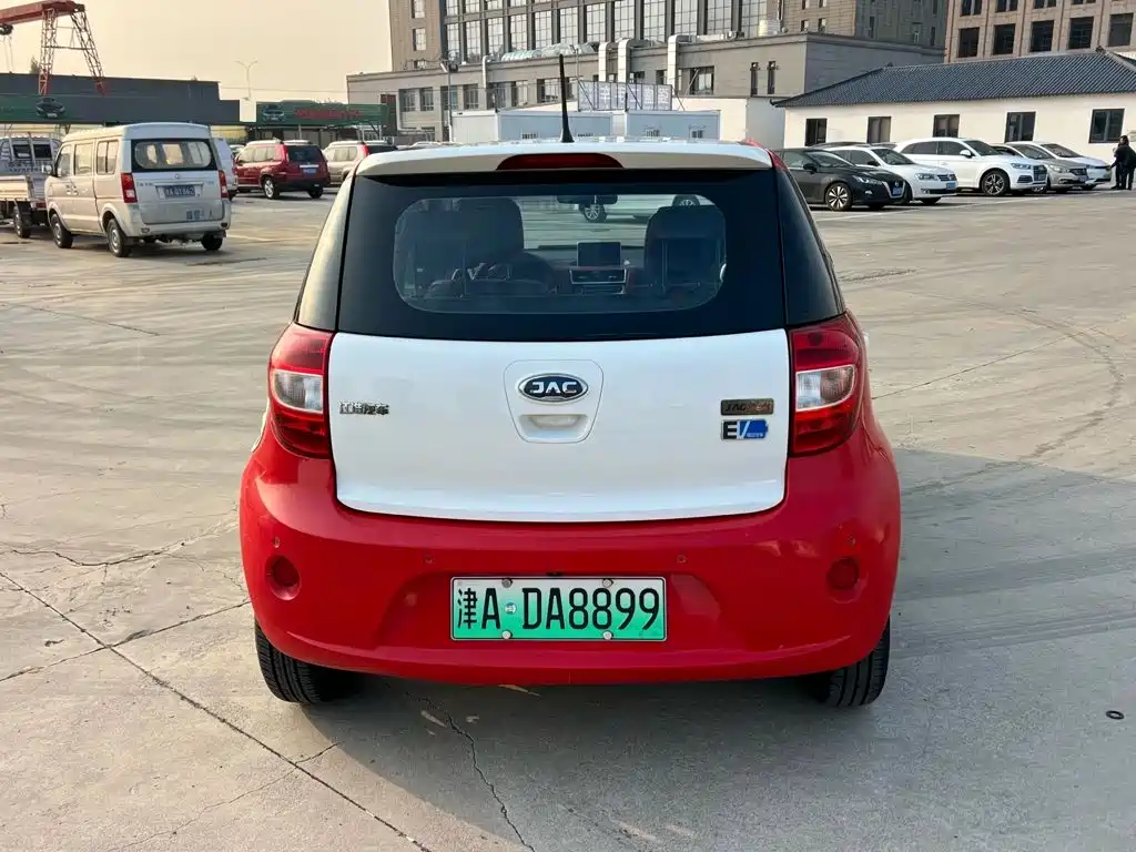 JAC JAC iEV6E — миниатюра 4