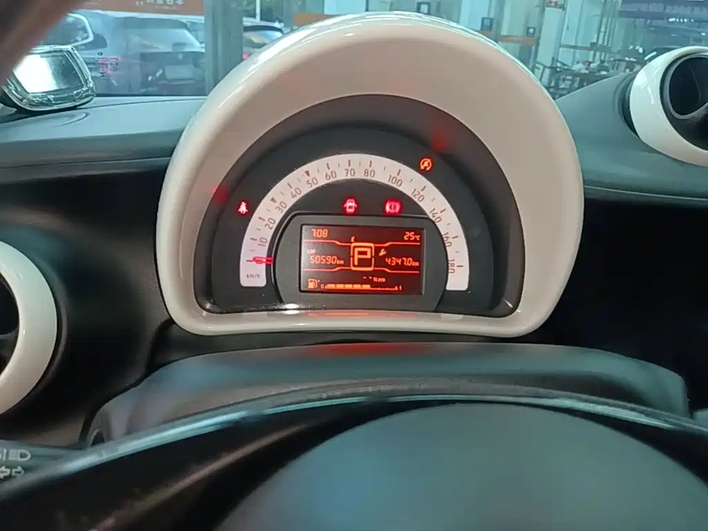 smart Smart Fortwo — миниатюра 12