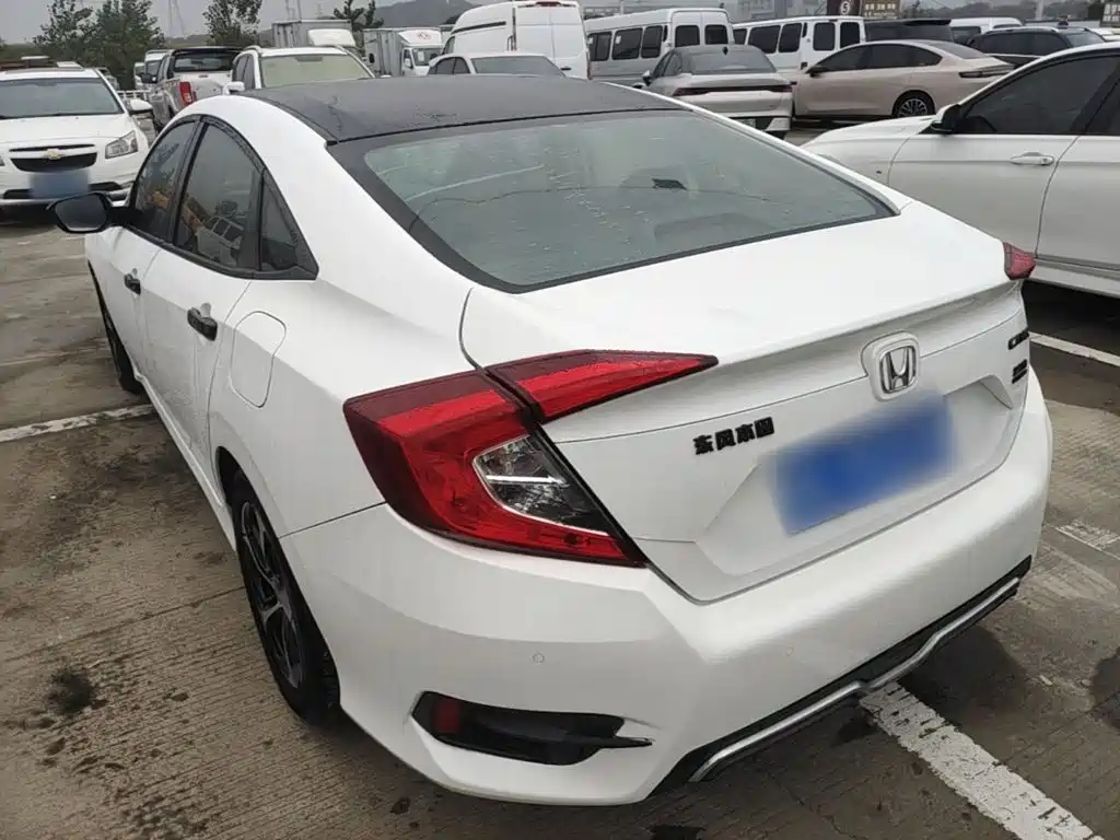 Honda Civic — миниатюра 5