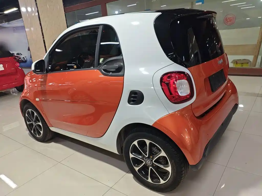 Smart fortwo 2015 1.0L 52