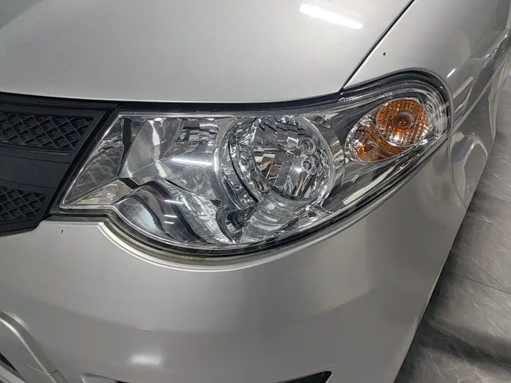Wuling Hongguang — миниатюра 24