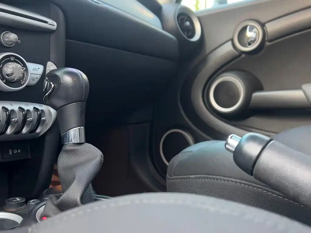 MINI Mini — миниатюра 6