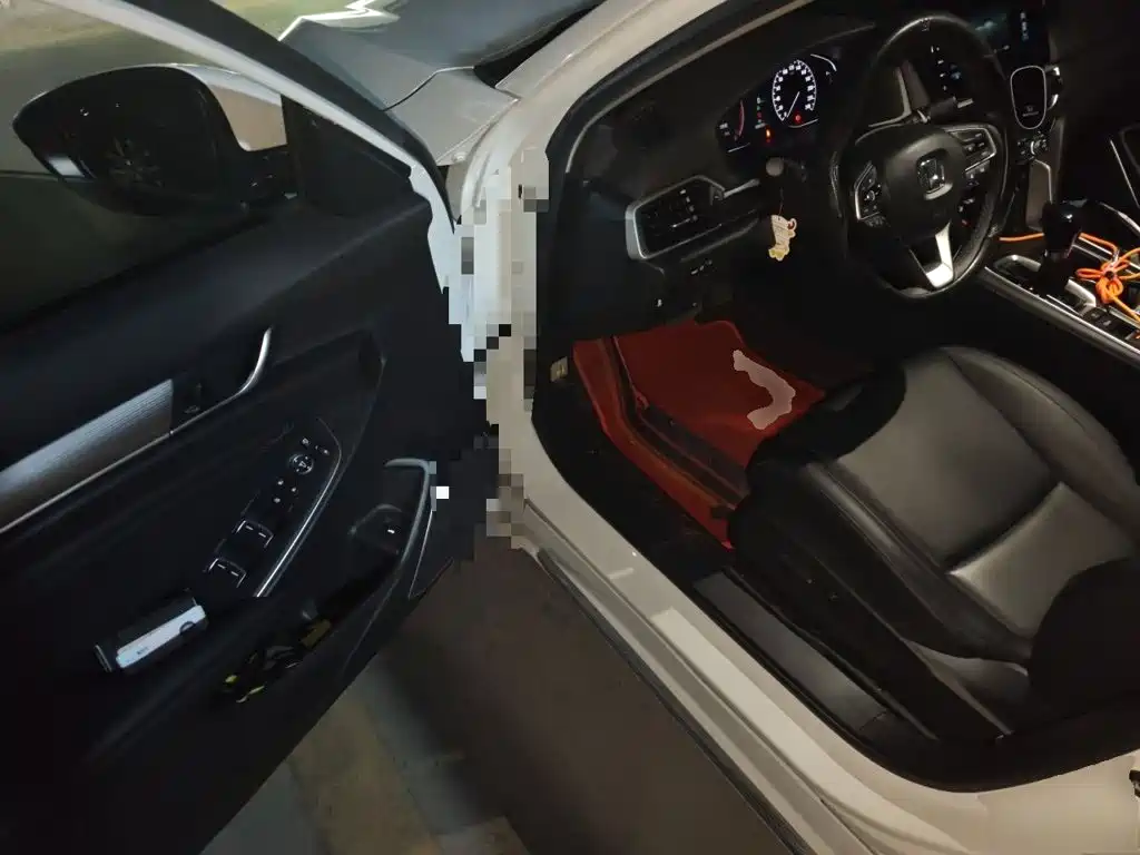 Honda Accord — миниатюра 12