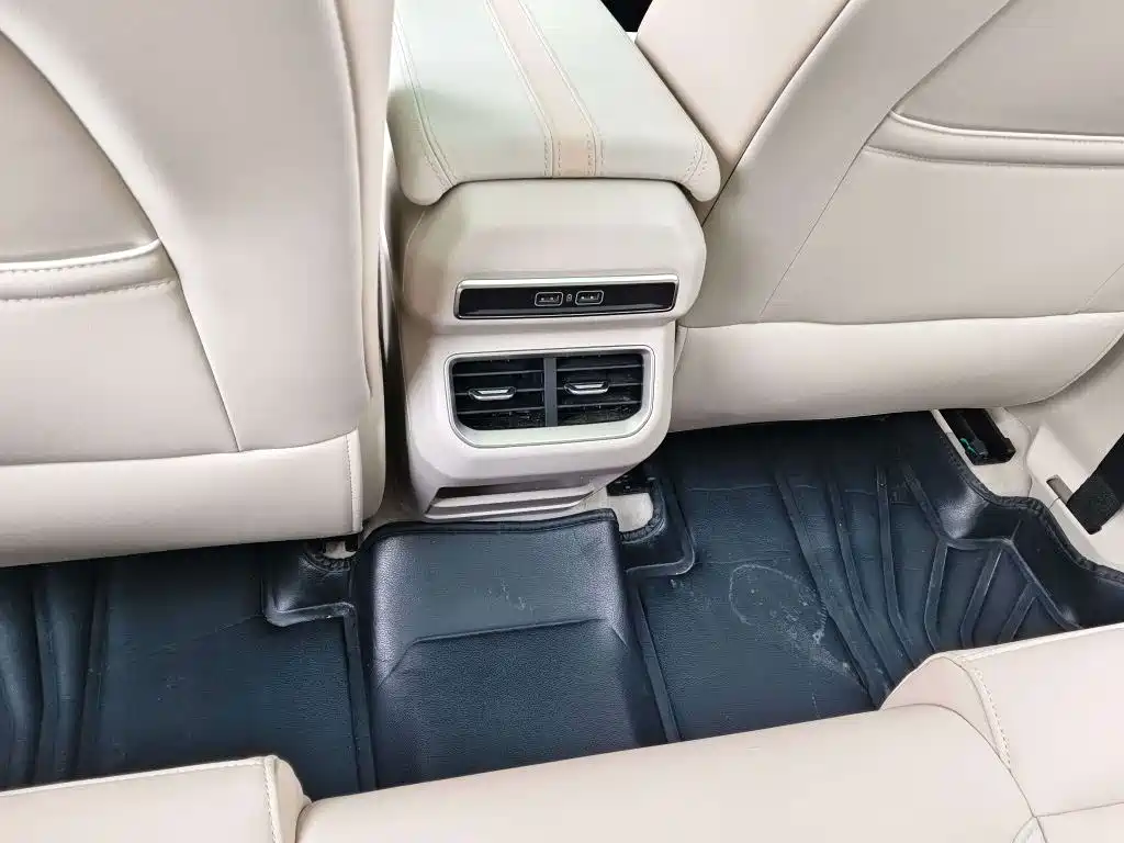 Geely Icon — миниатюра 11
