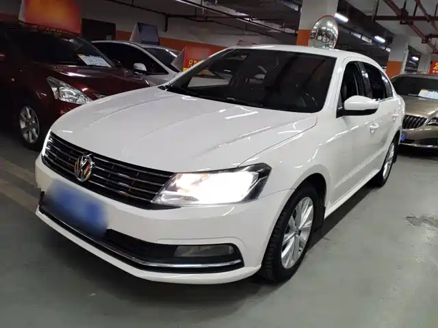 VOLKSWAGEN LAVIDA 2018