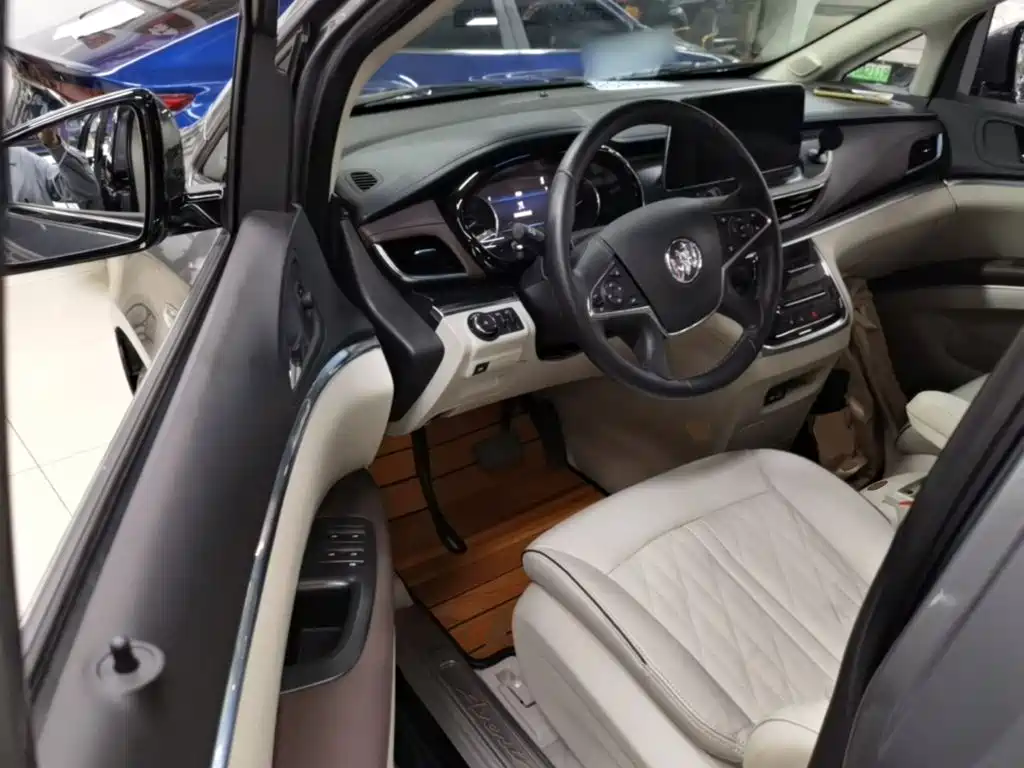 Buick GL8 — миниатюра 16