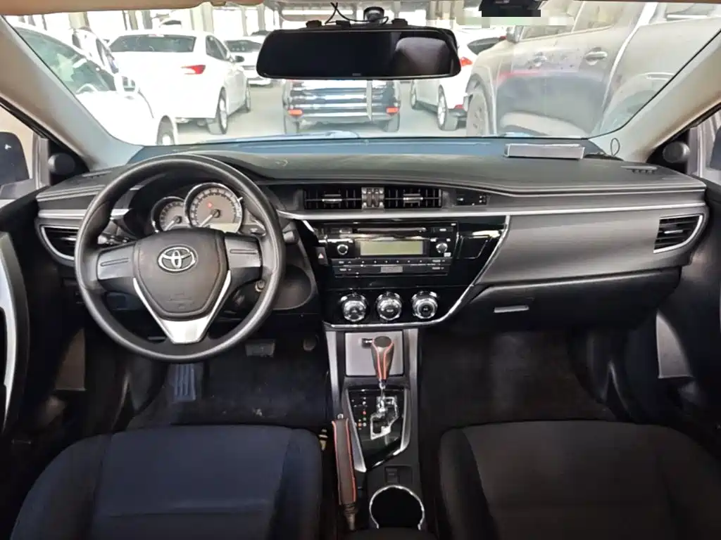 Toyota Corolla — миниатюра 10