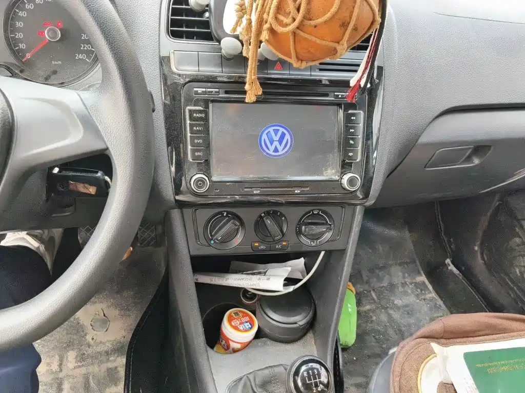 Volkswagen Polo — миниатюра 14