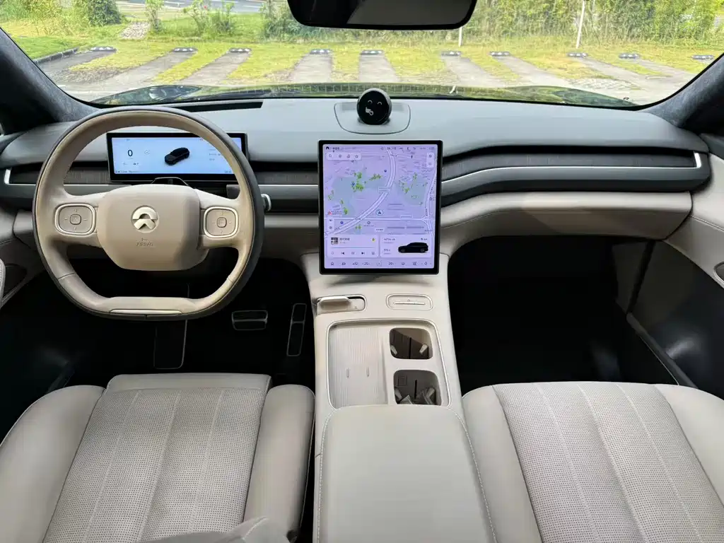 NIO ES8 — миниатюра 7
