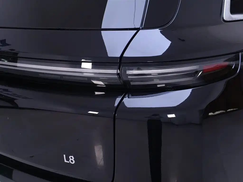 Li Auto L8 2024 Pro