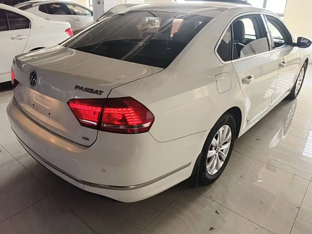 Volkswagen Passat — миниатюра 6