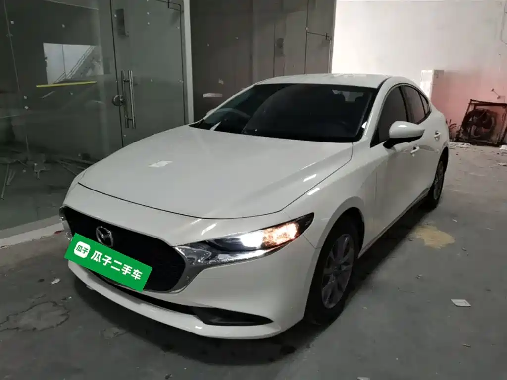 Mazda 3 Axela 2023