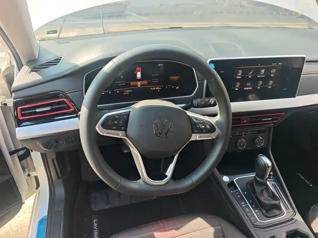 Volkswagen Lavida — миниатюра 11