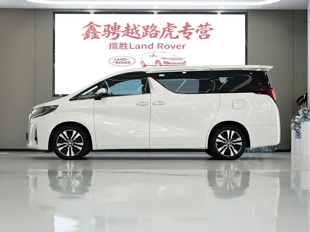 Toyota Alphard 2018 3.5L Luxury