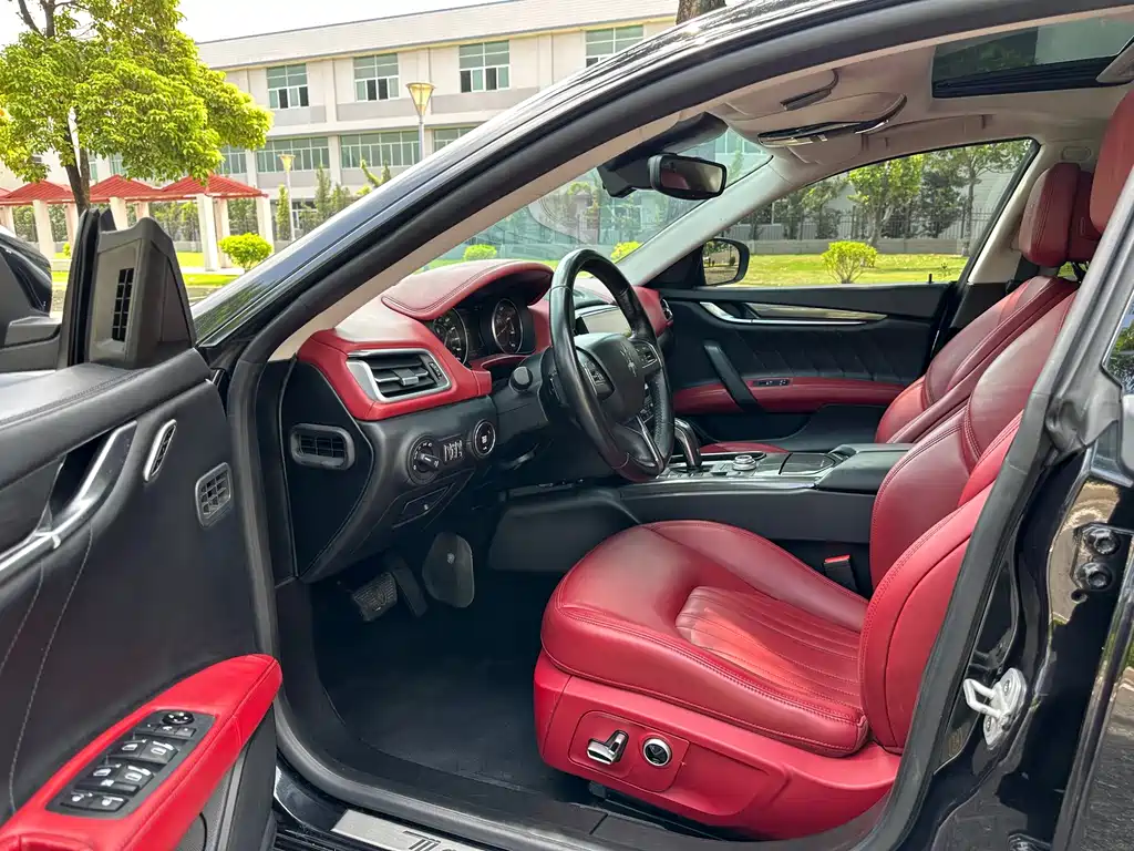 Maserati Ghibli — миниатюра 4
