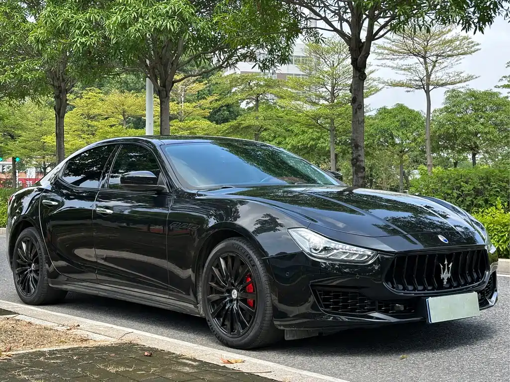 Maserati Ghibli — миниатюра 12