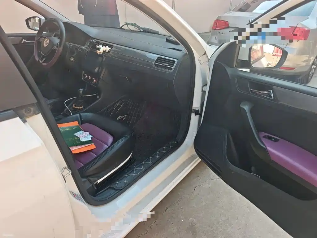 Volkswagen Santana — миниатюра 18