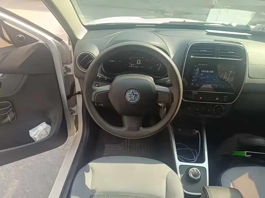 Venucia e30 — миниатюра 11