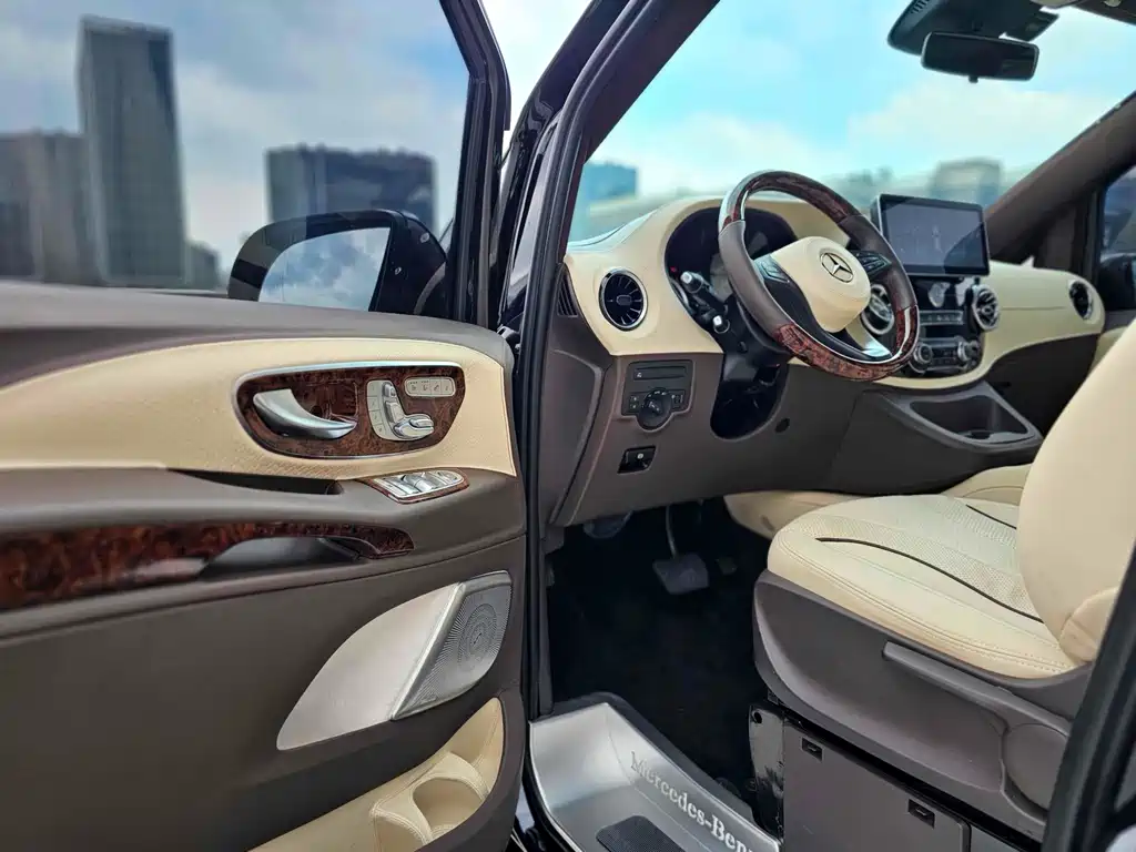 Mercedes-Benz Vito — миниатюра 7