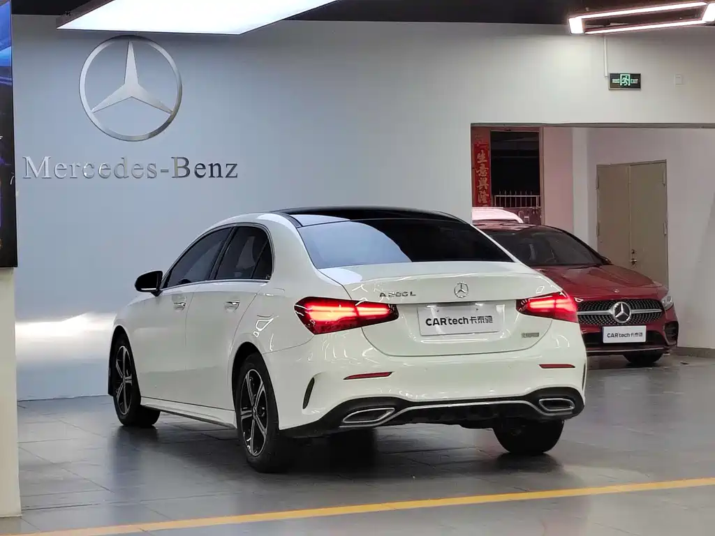 Mercedes-Benz A-Class — миниатюра 3