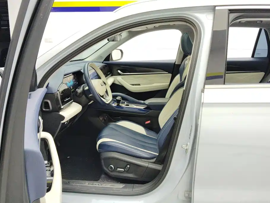 Geely Xingyue L — миниатюра 9