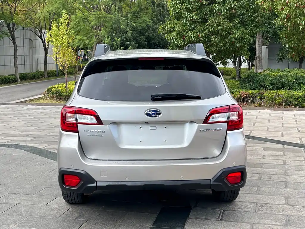 Subaru Outback — миниатюра 9