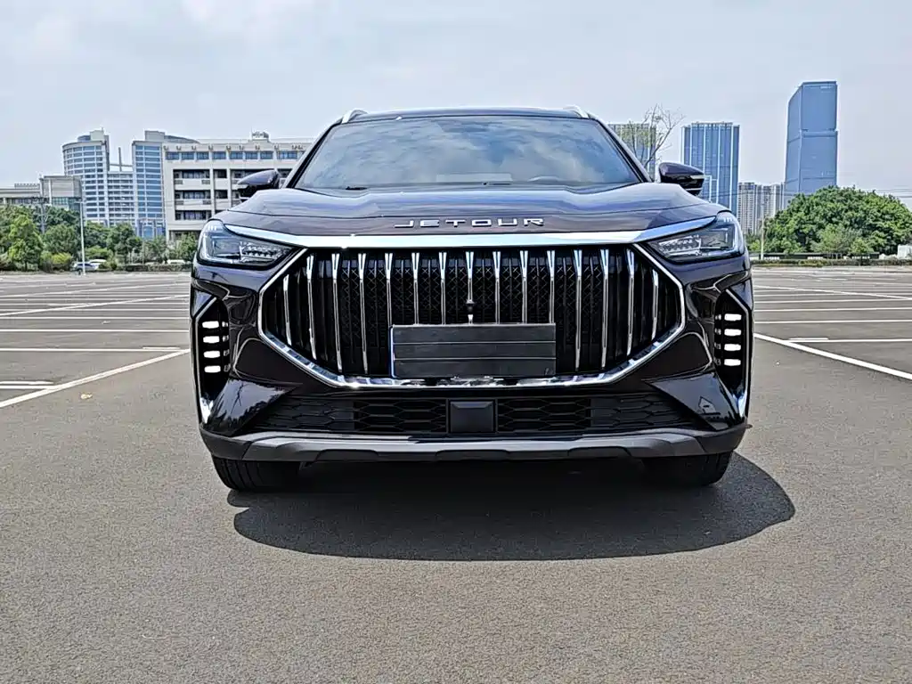 Jetour X70 PLUS - фото 2