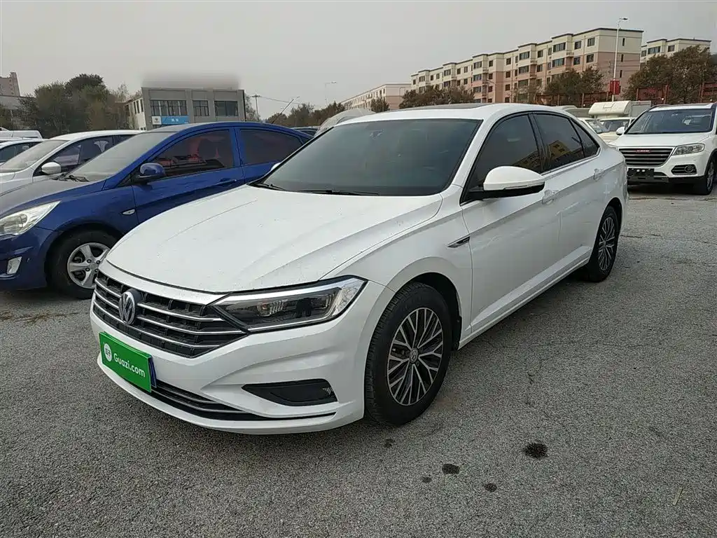 Volkswagen Sagitar 2020