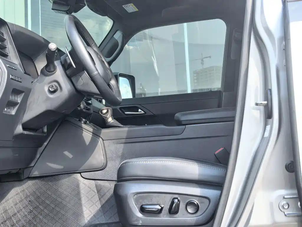 Lexus GX — миниатюра 4