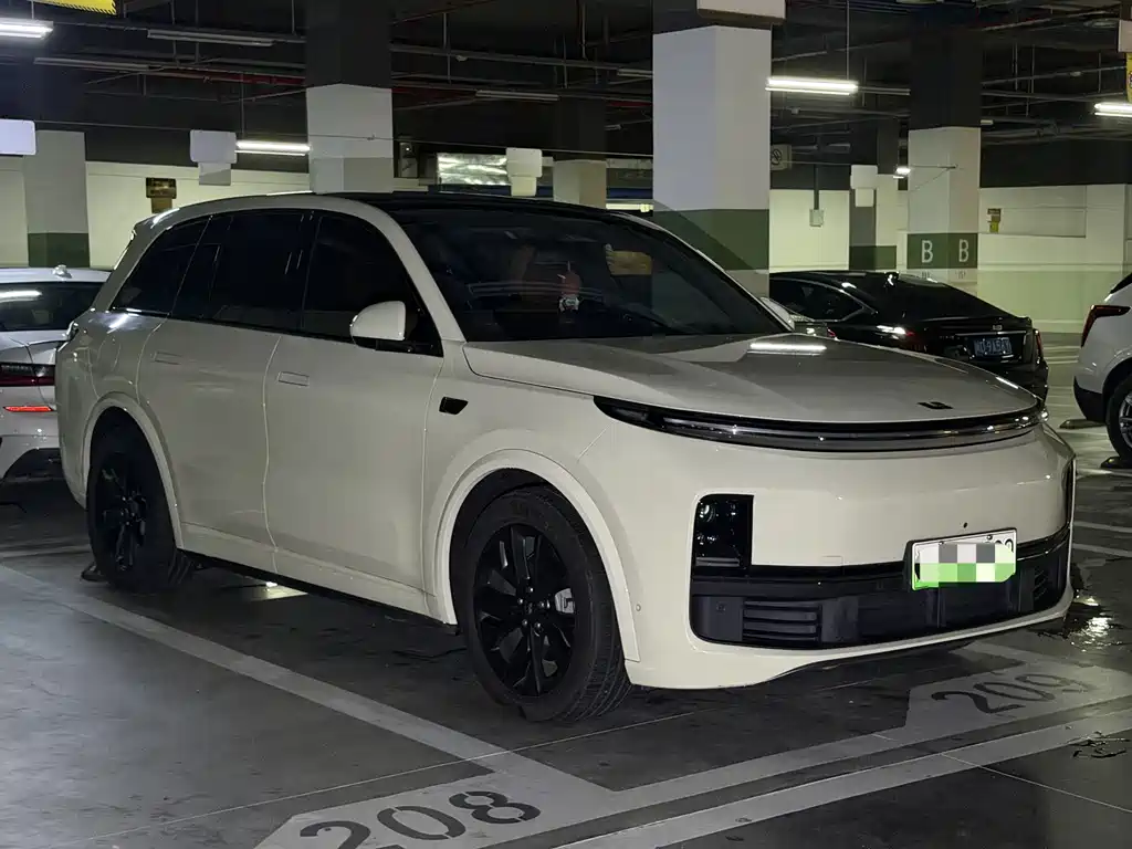 Li Auto Li L8 — миниатюра 3