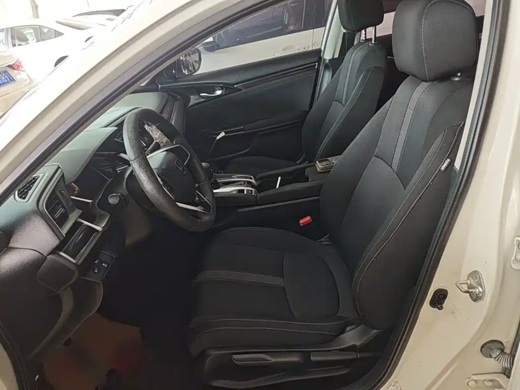 Honda Civic — миниатюра 15