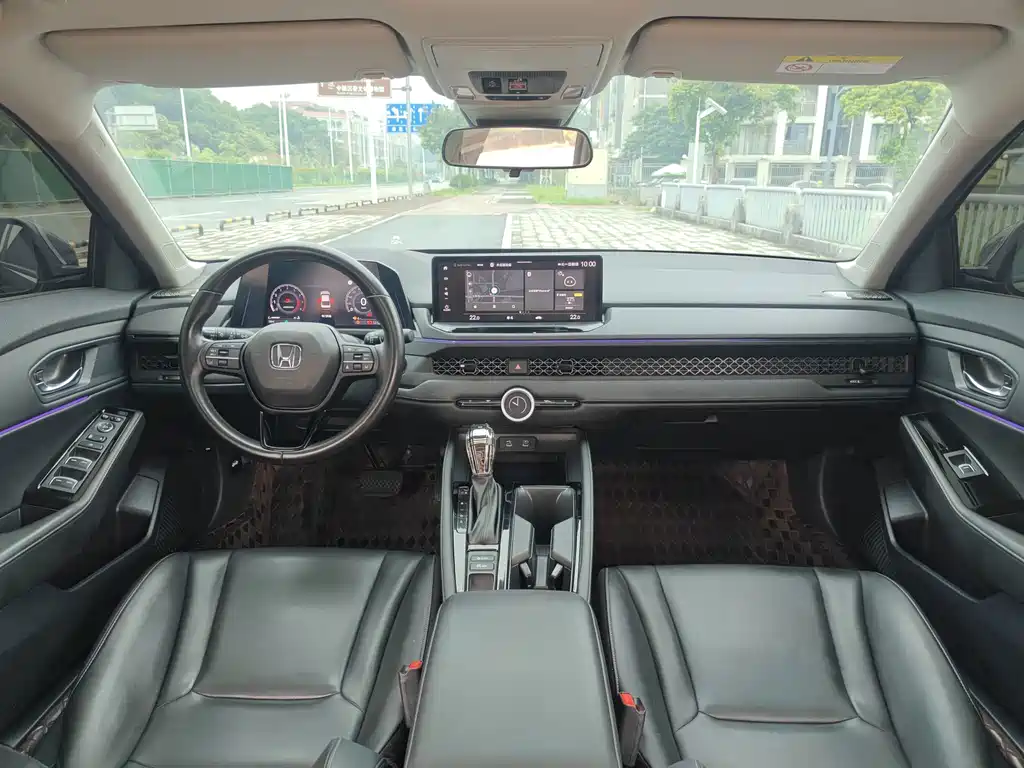 Honda Accord — миниатюра 12