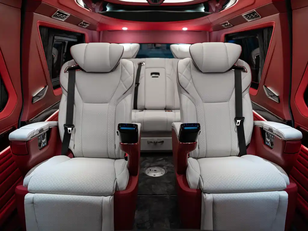 Toyota Hiace — миниатюра 43