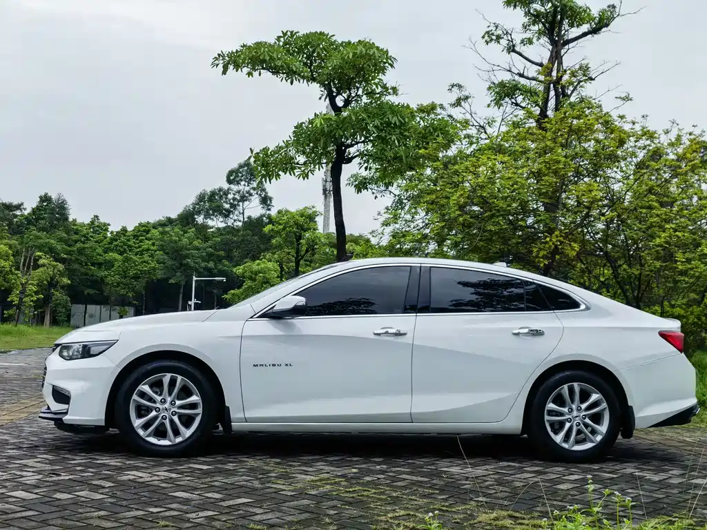 Chevrolet Malibu XL — миниатюра 4