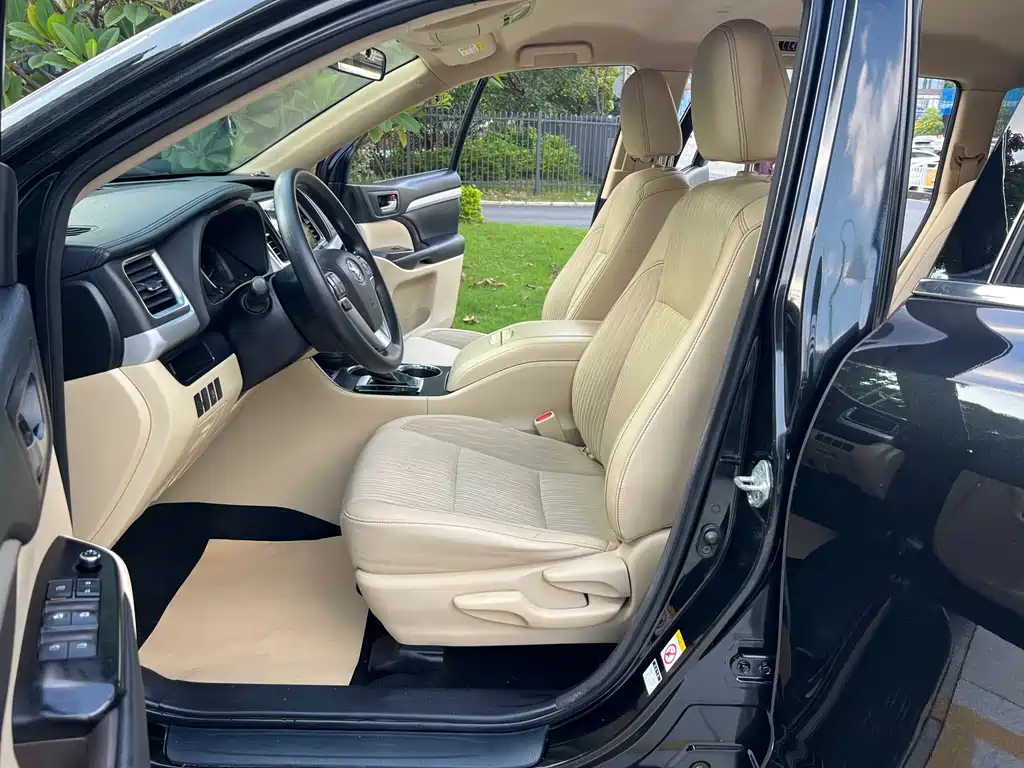 Toyota Highlander — миниатюра 11