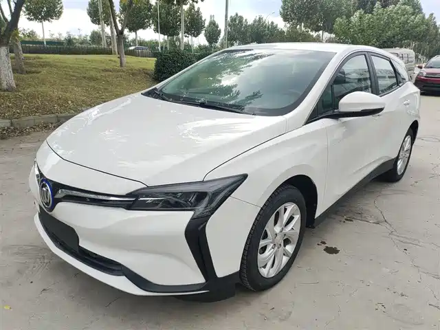 BUICK SLIGHTLY BLUE 6 2024