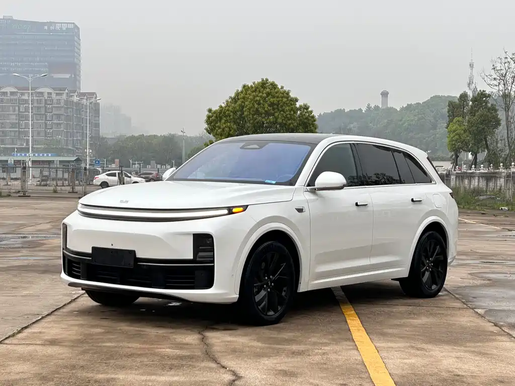 Li Auto Li L7 2024