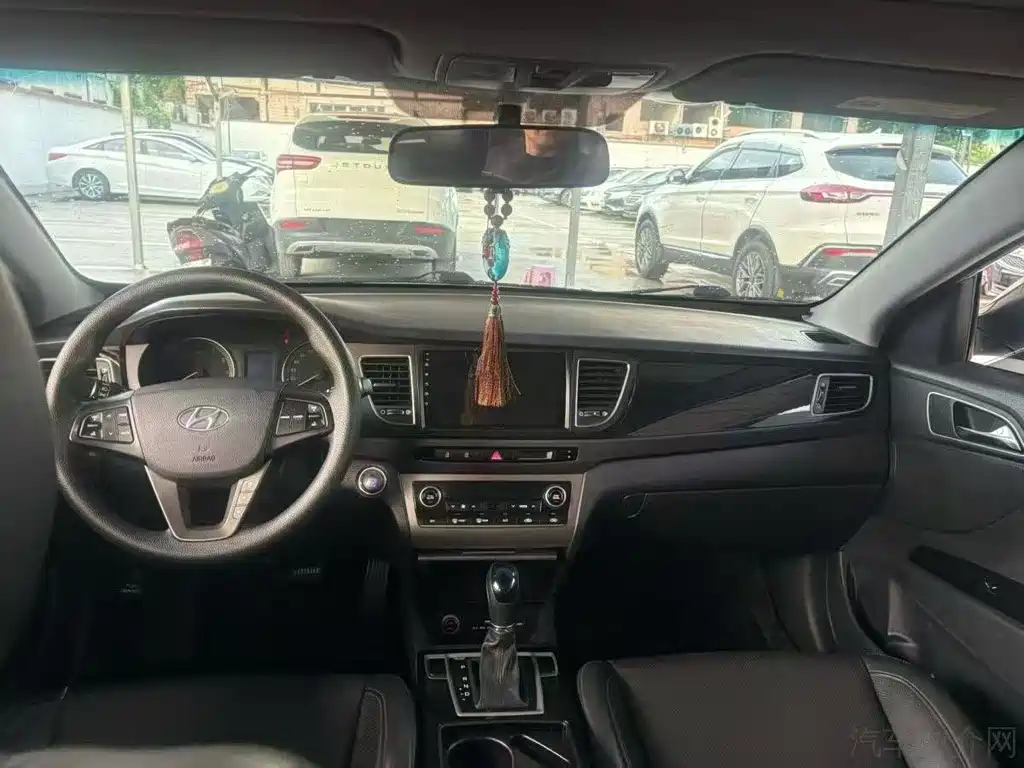 Hyundai Mistra — миниатюра 6